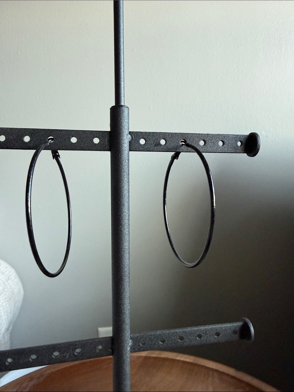 Simple Black Metal Hoop Earrings